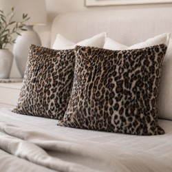 Cuscini in Finta Pelliccia con Stampa Animalier | Cuscini per Divano con Motivo Leopardo | Cuscini in Pelliccia con Motivo