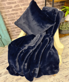 Luxury navy blue faux fur throws