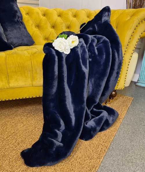 Luxury navy blue faux fur blankets