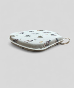 Duck printed spindle shaped seat cushions
