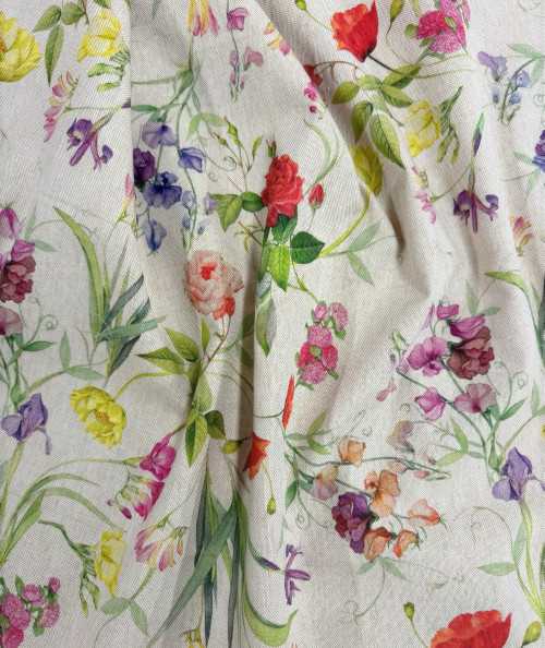 Multicoloured flowery fabric
