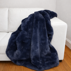 Navy Faux Fur Throw | Richmond Navy Fur Throw | Blauwe Bont Plaid