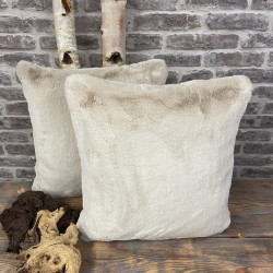 Beige Kissenbezüge | Beige Kunstfellkissen | Richmond Mandelkissen