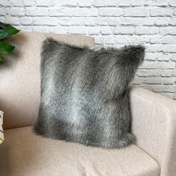 Opossum Stripe Faux Fur Kussen | Grijs Bont Kussen | Gestreept Bont Kussen