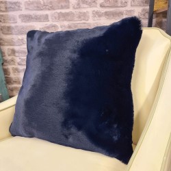 Richmond Navy Pelzkissen | Navy Kunstpelzkissen | Blaues Kissen