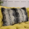 Coussins Rectangulaires Loup Noir | Coussin Rectangulaire en Fausse Fourrure Rayée