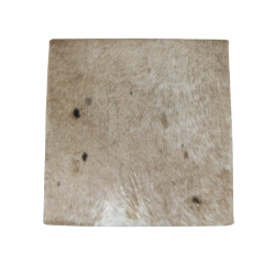 Sgabello Quadrato in Pelle di Mucca | Sgabello Quadrato Beige e Bianco