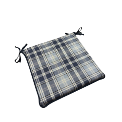 Cuscini per sedie quadrati in denim a quadri Highland | Cuscini per sedie quadrati geometrici