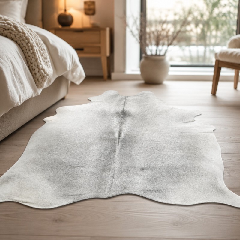 Grand Tapis en Peau de Vache Gris Clair | Peau de Vache Gris Pâle | Poils Gris sur Peau