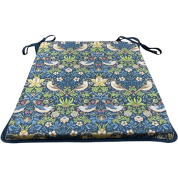 Taps toelopende zitkussen Strawberry Thief Navy | William Morris Print Zitkussens