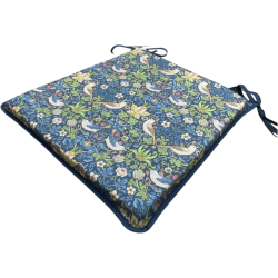 Taps toelopende zitkussen Strawberry Thief Navy | William Morris Print Zitkussens