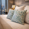 Willow Bough Seaspray Gobelin-Kissen | Gemusterte Gobelin-Kissen