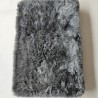 Großes echtes orthopädisches Hundebett aus Schaffell. Graues Memory-Foam-Hundebett