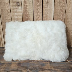 Due Cuscini Rettangolari in Vera Pelle di Pecora Crema 30x50cm