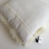Paire de coussins carrés en véritable peau de mouton ivoire 50 cm