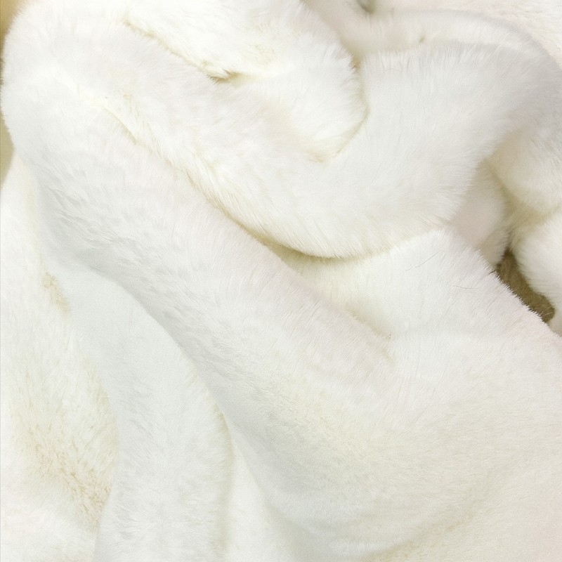 Tissu en fausse fourrure crème Richmond