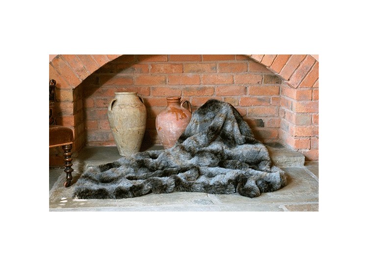 Cruelty free fur | Fake animal friendly fur throws Cruelty free fur | Fake animal friendly fur throws